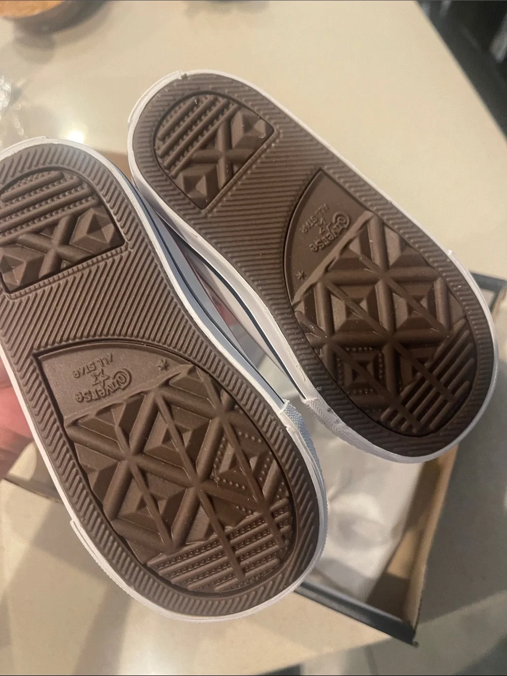 $47 NEW Baby Converse Kids White Low Top Sneakers toddler first shoes boy girl 5